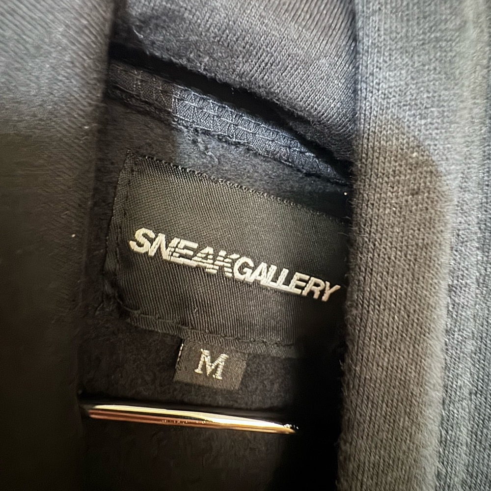 Sneak Gallery High End GOAT Streetwear Black Blue Hoodie Varsity Men’s M MINTY - Picture 4 of 4